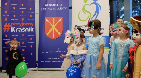 Zdjęcie 88 - I Charytatywny Bal Karnawałowy Fundacji Sport&Reha Kids
