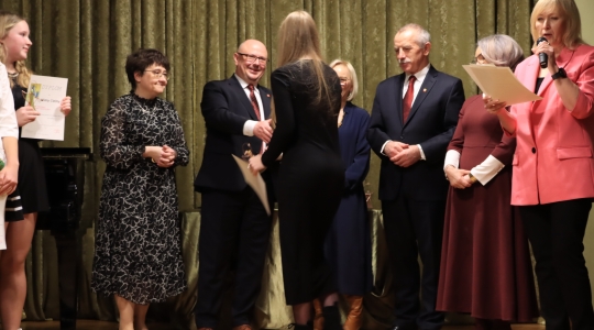 Zdjęcie 2 - Festiwal Twórczości "Stróż Talentu" 2022/23 w Szkole Podstawowej nr 5 w Kraśniku