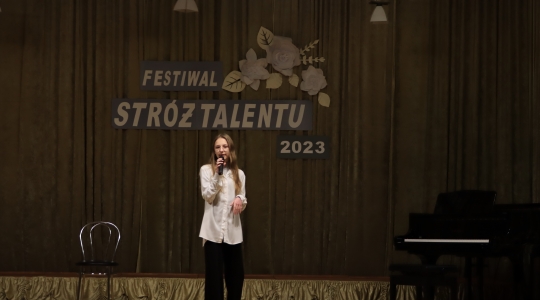 Zdjęcie 24 - Festiwal Twórczości "Stróż Talentu" 2022/23 w Szkole Podstawowej nr 5 w Kraśniku