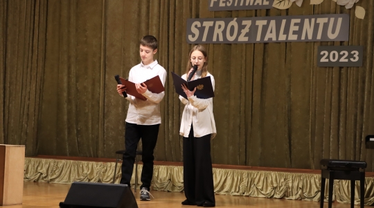 Zdjęcie 68 - Festiwal Twórczości "Stróż Talentu" 2022/23 w Szkole Podstawowej nr 5 w Kraśniku