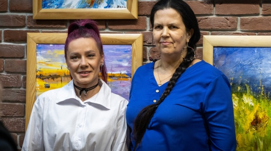 Zdjęcie 9 - Wernisaż wystawy malarstwa Katarzyny Filipczak