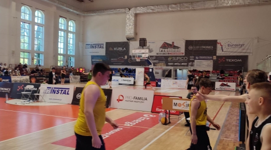 Zdjęcie 3 - Turniej strefowy młodzieżowych Mistrzostw Polski w koszykówce 3x3