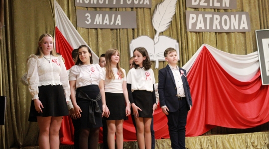 Zdjęcie 5 - Obchody Dnia Patrona w Szkole Podstawowej Nr 5