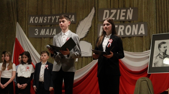 Zdjęcie 21 - Obchody Dnia Patrona w Szkole Podstawowej Nr 5