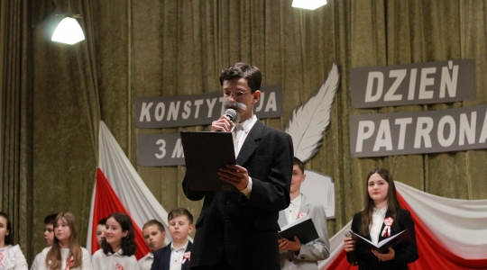 Zdjęcie 29 - Obchody Dnia Patrona w Szkole Podstawowej Nr 5