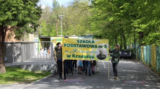Zdjęcie 83 - Obchody Dnia Patrona w Szkole Podstawowej Nr 5