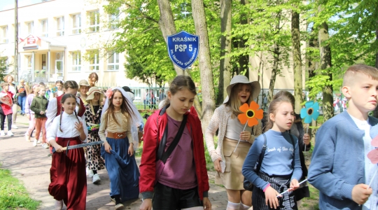 Zdjęcie 87 - Obchody Dnia Patrona w Szkole Podstawowej Nr 5