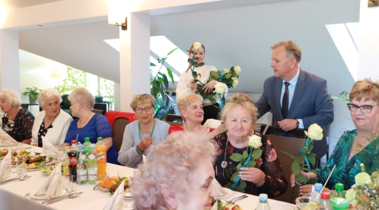 Zdjęcie 10 - Spotkanie Burmistrza Miasta Kraśnik z Klubem Seniora "Niezapominajki"  9.05.2024 r.