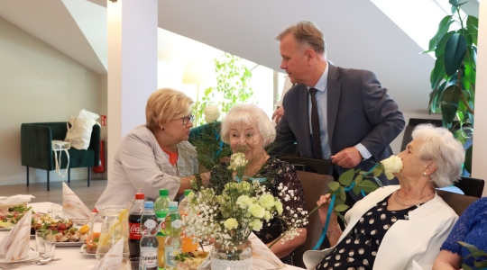 Zdjęcie 15 - Spotkanie Burmistrza Miasta Kraśnik z Klubem Seniora "Niezapominajki"  9.05.2024 r.