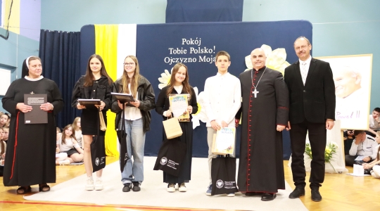 Zdjęcie 17 - Konkurs wiedzy o św. Janie Pawle II w ZPO Nr 2 17.05.2024 r.