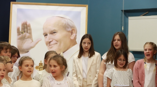 Zdjęcie 30 - Konkurs wiedzy o św. Janie Pawle II w ZPO Nr 2 17.05.2024 r.