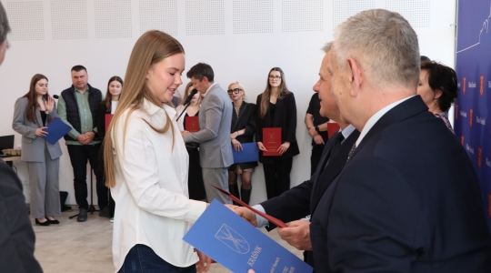 Zdjęcie 33 - Stypendia sportowe Burmistrza Miasta za rok 2024