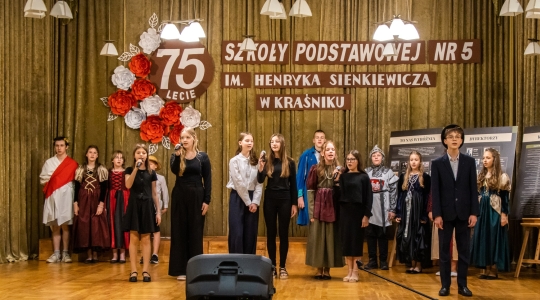 Zdjęcie 17 - Jubileusz Szkoły Podstawowej nr 5