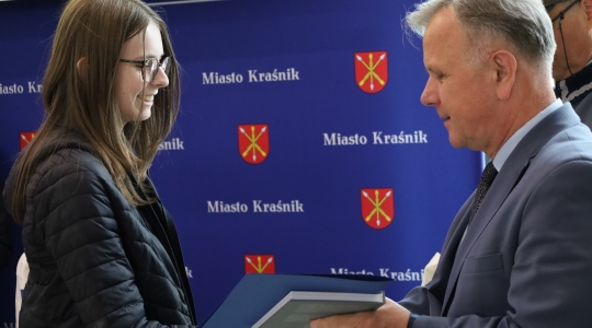 Zdjęcie 21 - Rozstrzygnięcie konkursu „Wdzięczni młodzi - w hołdzie Józefowi Piłsudskiemu”