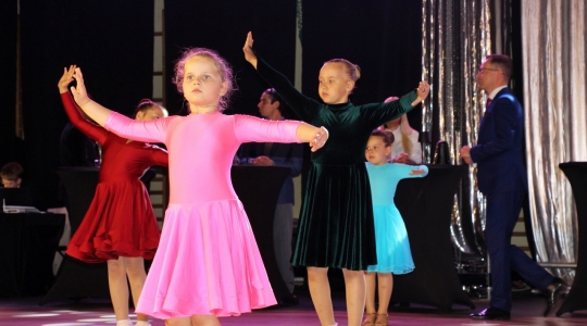 Zdjęcie 2 - Ogólnopolski Turniej Tańca Towarzyskiego SUKCES 31 maja 2025 r.
