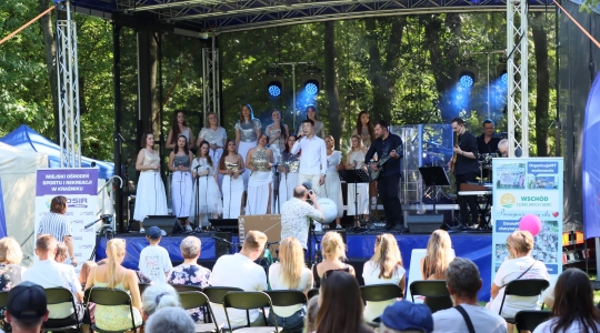 Zdjęcie 26 - Koncert zespołu "GosPlay", piknik w parku, kino plenerowe na rynku