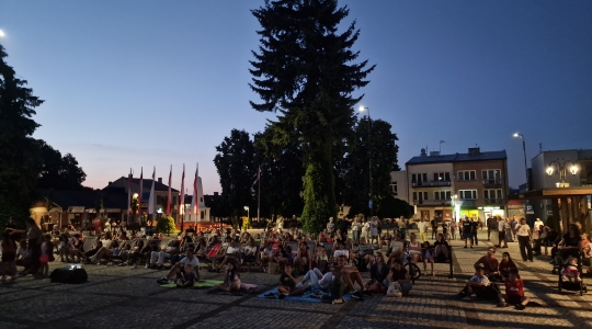 Zdjęcie 29 - Koncert zespołu "GosPlay", piknik w parku, kino plenerowe na rynku