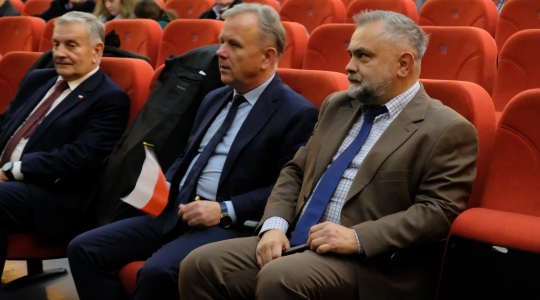 Zdjęcie 4 - Występ Zespołu Tańca Polskiego "Tudrus"