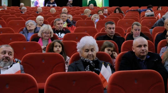 Zdjęcie 19 - Występ Zespołu Tańca Polskiego "Tudrus"