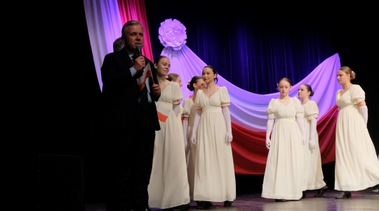 Zdjęcie 37 - Występ Zespołu Tańca Polskiego "Tudrus"
