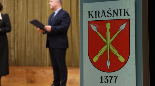 Zdjęcie 50 - Stypendyści burmistrza Kraśnika - uczniowie SP nr 6 i Szkoły Społecznej