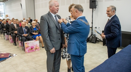 Zdjęcie 100 - Złote Gody - Jubileusz 50-lecia Pożycia Małżeńskiego