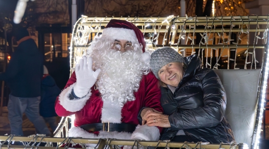 Zdjęcie 23 - Wigilia Miejska 2025 - fotogaleria mikołajkowa