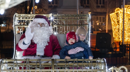 Zdjęcie 26 - Wigilia Miejska 2025 - fotogaleria mikołajkowa