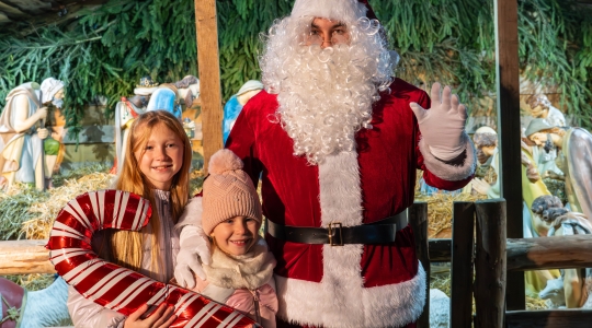 Zdjęcie 42 - Wigilia Miejska 2025 - fotogaleria mikołajkowa