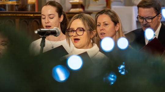 Zdjęcie 9 - XIII Koncert Kolęd w kościele pw. WNMP