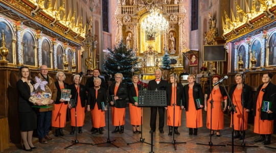 Zdjęcie 47 - XIII Koncert Kolęd w kościele pw. WNMP