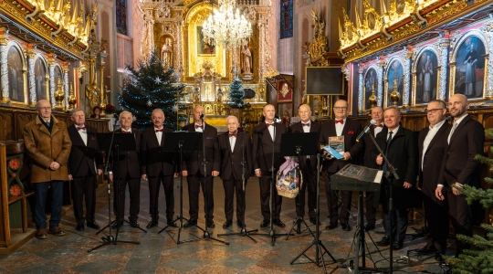 Zdjęcie 50 - XIII Koncert Kolęd w kościele pw. WNMP