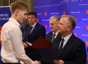 Zdjęcie 43 - Wręczenie stypendiów sportowych Burmistrza Miasta za osiągnięcia w roku 2025