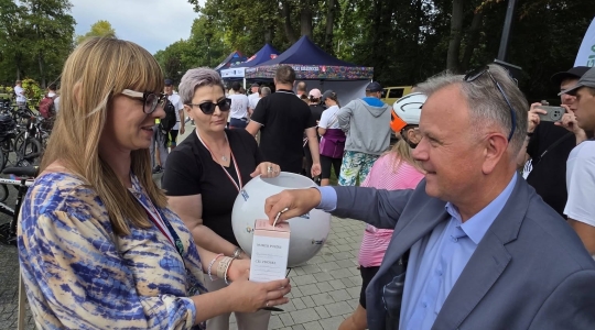 Zdjęcie 1 - V Patriotyczny Rajd Rowerowy "Dumni z Polski"