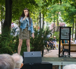 Koncert młodych wokalistek w Parku Tysiąclecia