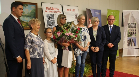 Zdjęcie 2 - Jolanta Zając laureatką XXV edycji Nagrody im. Anny Platto