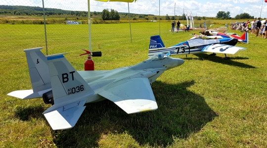 Zdjęcie 5 - XXI Ogólnopolski Meeting Modelarski "KAŻDY MOŻE LATAĆ"