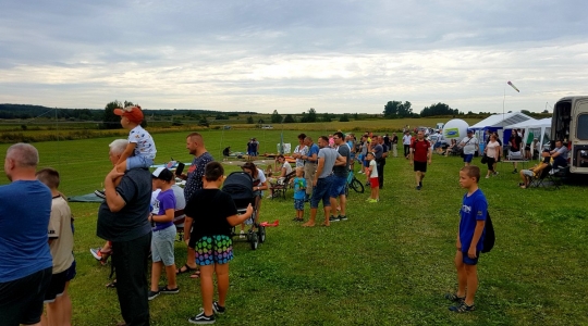 Zdjęcie 9 - XXI Ogólnopolski Meeting Modelarski "KAŻDY MOŻE LATAĆ"
