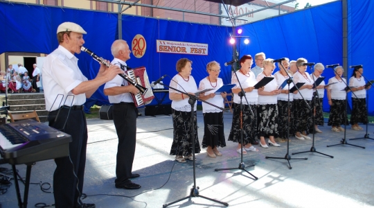 Zdjęcie 13 - XX Wojewódzki Festyn SENIOR FEST im. Jerzego Piwnickiego