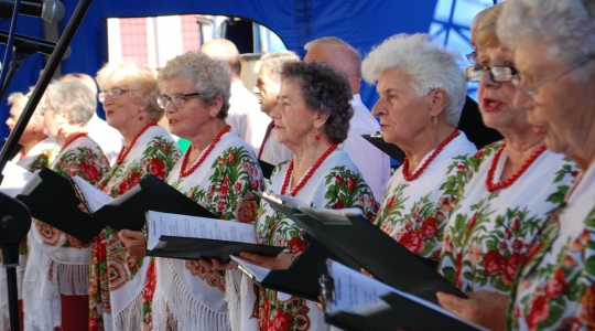 Zdjęcie 19 - XX Wojewódzki Festyn SENIOR FEST im. Jerzego Piwnickiego