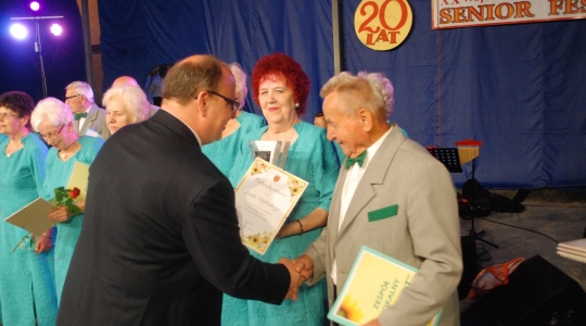 Zdjęcie 43 - XX Wojewódzki Festyn SENIOR FEST im. Jerzego Piwnickiego