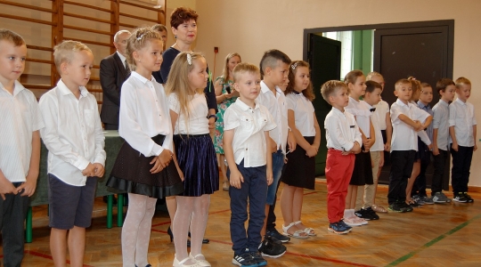 Zdjęcie 3 - Rozpoczęcie roku szkolnego w kraśnickich podstawówkach