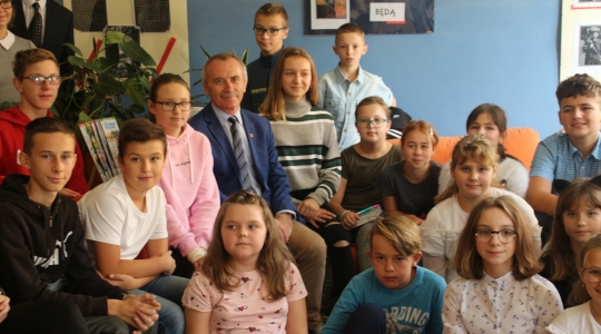 Zdjęcie 25 - Głośne Czytanie w Publicznej Szkole Podstawowej nr 5