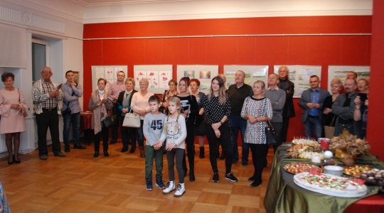 Zdjęcie 11 - Wernisaż wystawy poplenerowej "Kraśnik - inspirujące miasto"
