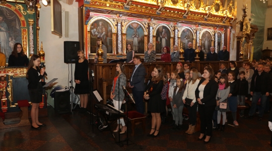 Zdjęcie 3 - Jubileusz 90-lecia Szkoły Podstawowej nr 2