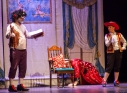 Zdjęcie 4 - "Mieszczanin szlachcicem" Amatorskiego Teatru Towarzyskiego na scenie CKiP w Kraśniku