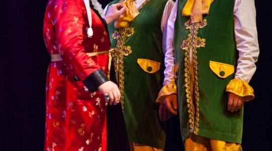 Zdjęcie 5 - "Mieszczanin szlachcicem" Amatorskiego Teatru Towarzyskiego na scenie CKiP w Kraśniku