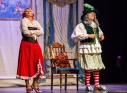 Zdjęcie 21 - "Mieszczanin szlachcicem" Amatorskiego Teatru Towarzyskiego na scenie CKiP w Kraśniku