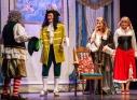 Zdjęcie 24 - "Mieszczanin szlachcicem" Amatorskiego Teatru Towarzyskiego na scenie CKiP w Kraśniku