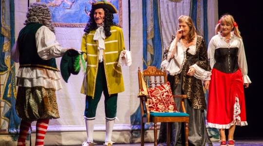 Zdjęcie 24 - "Mieszczanin szlachcicem" Amatorskiego Teatru Towarzyskiego na scenie CKiP w Kraśniku